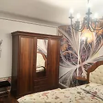 Cezari Lejlighed 3*