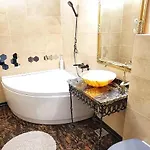Cezari 3* Braşov