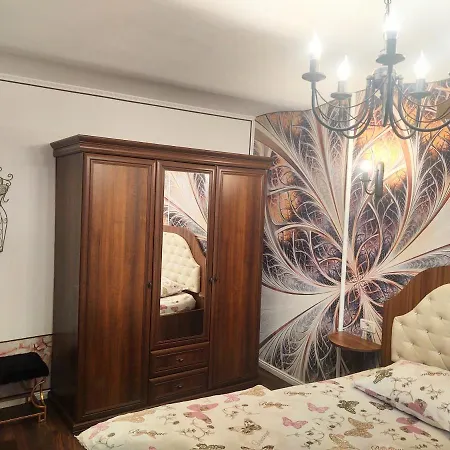 Cezari Apartment 2*