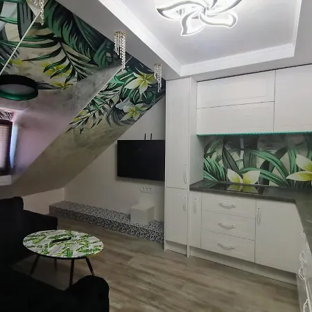 Cezari 2*