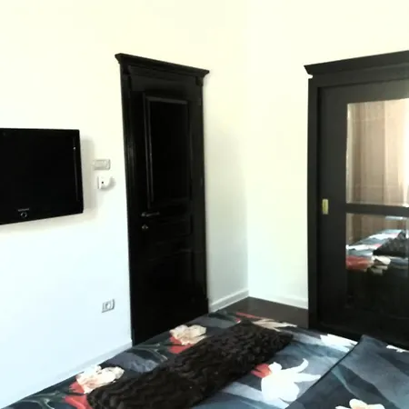 Cezari Apartment